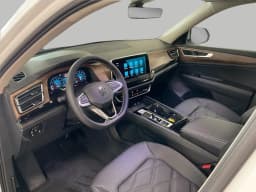 Volkswagen Atlas 2.0T SE w/Technology 4MOTION 2026 — side view