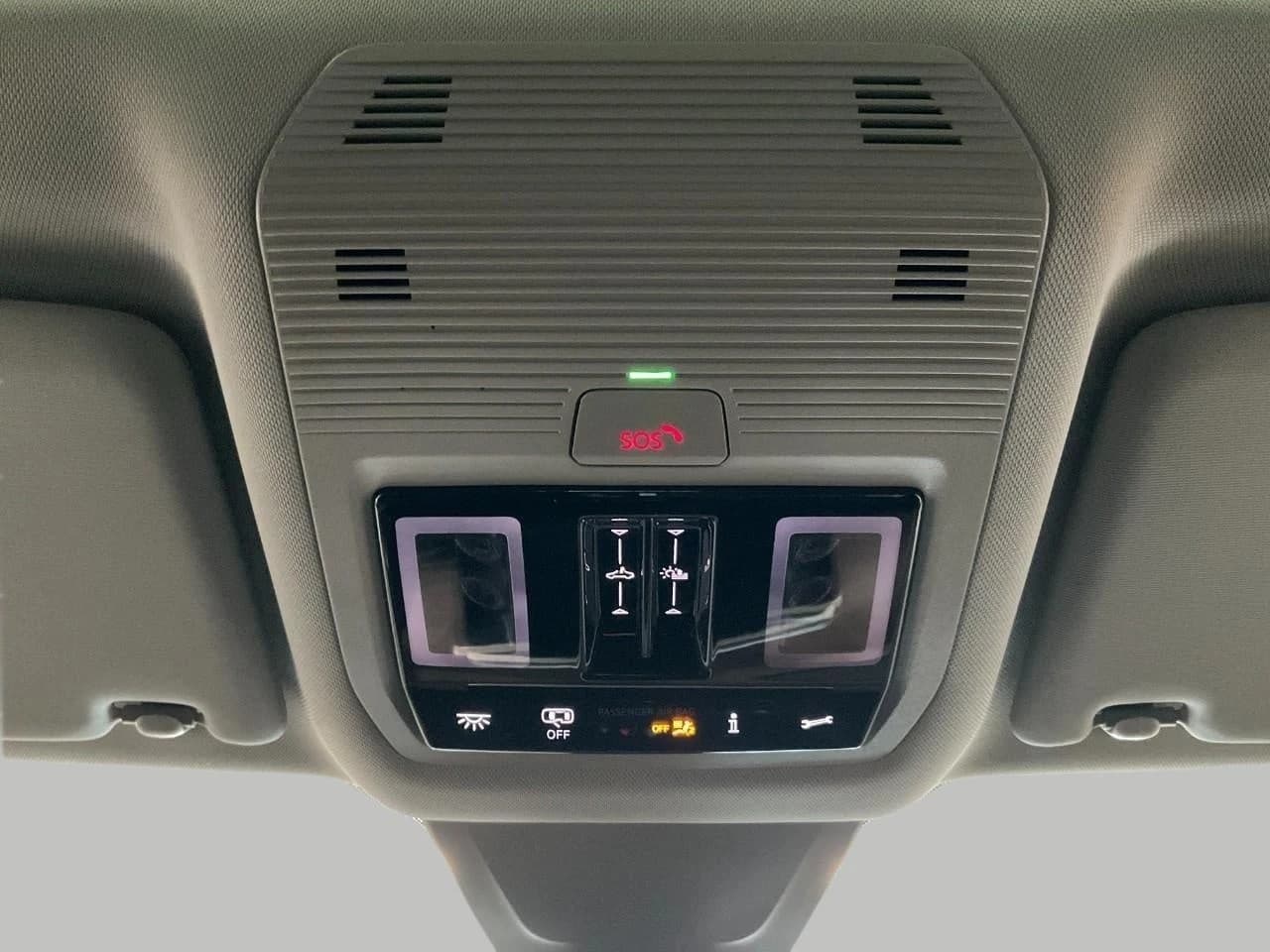 Volkswagen Atlas 2.0T SE w/Technology 4MOTION 2026 — side view