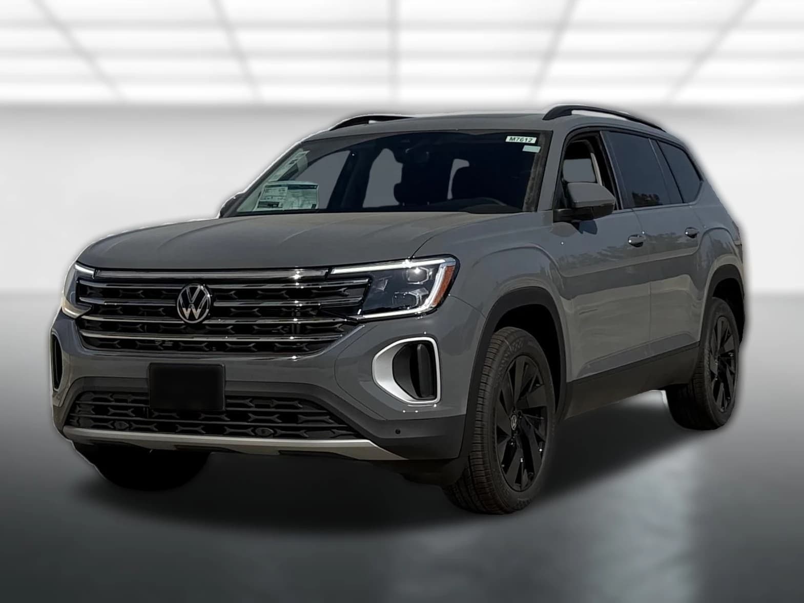 Volkswagen Atlas 2.0T SE w/Technology 4MOTION 2026 — side view