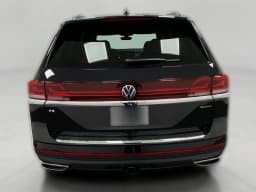 Volkswagen Atlas 2.0T SE w/Technology 4MOTION 2026 — side view