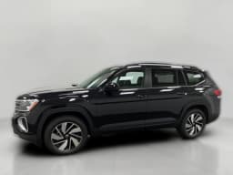 Volkswagen Atlas 2.0T SE w/Technology 4MOTION 2026 — side view
