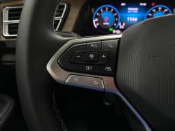 Volkswagen Atlas 2.0T SE w/Technology 4MOTION 2026 — side view