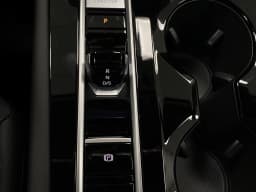 Volkswagen Atlas 2.0T SE w/Technology 4MOTION 2026 — side view