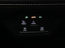 Volkswagen Atlas 2.0T SE w/Technology 4MOTION 2026 — side view