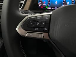 Volkswagen Atlas 2.0T SE w/Technology 4MOTION 2026 — side view