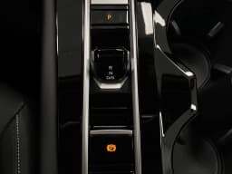 Volkswagen Atlas 2.0T SE w/Technology 4MOTION 2026 — side view