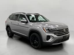 Volkswagen Atlas 2.0T SE w/Technology 4MOTION 2026 — side view