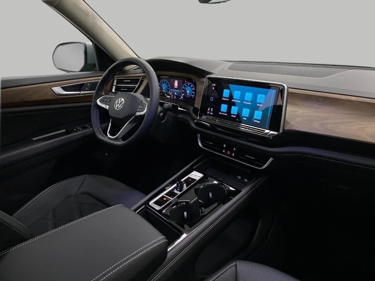 Volkswagen Atlas 2.0T SE w/Technology 4MOTION 2026 — side view