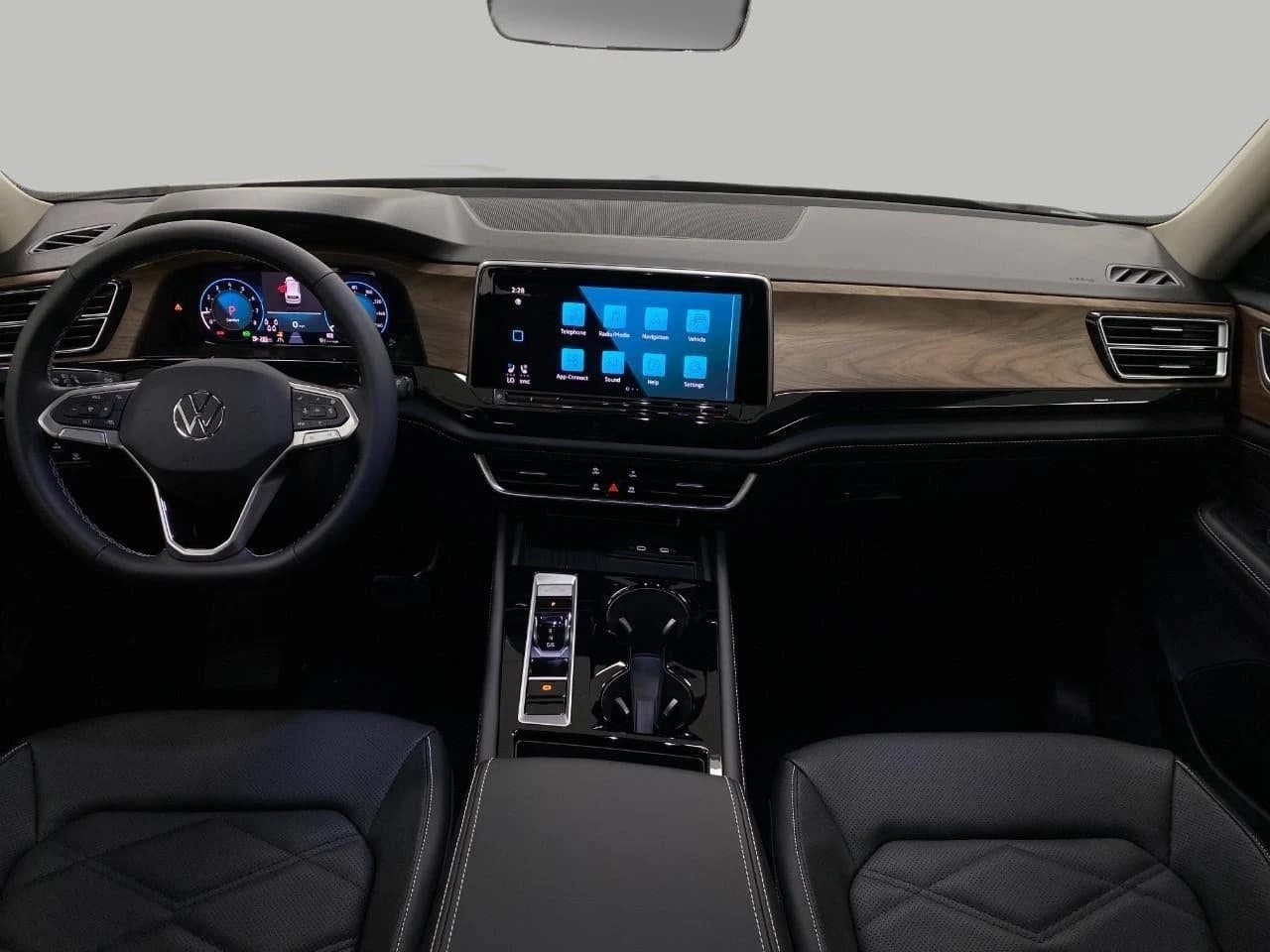 Volkswagen Atlas 2.0T SE w/Technology 4MOTION 2026 — side view