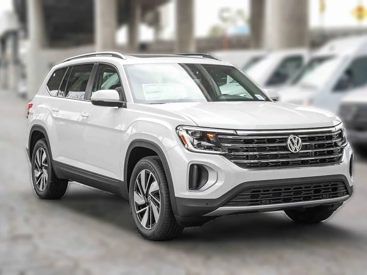 Volkswagen Atlas 2.0T SE w/Technology 4MOTION 2026 — side view
