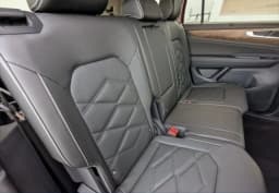 Volkswagen Atlas 2.0T SE w/Technology 4MOTION 2025 — side view
