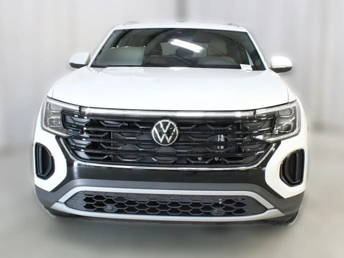 Volkswagen Atlas Cross Sport 2.0T SE 4MOTION 2026 — side view