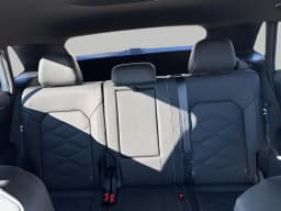 Volkswagen Atlas Cross Sport 2.0T SE 4MOTION 2026 — side view