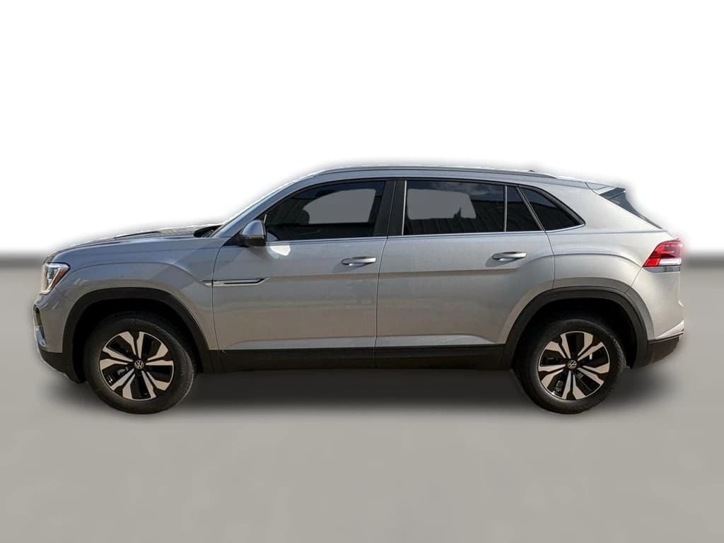 Volkswagen Atlas Cross Sport 2.0T SE 4MOTION 2026 — side view