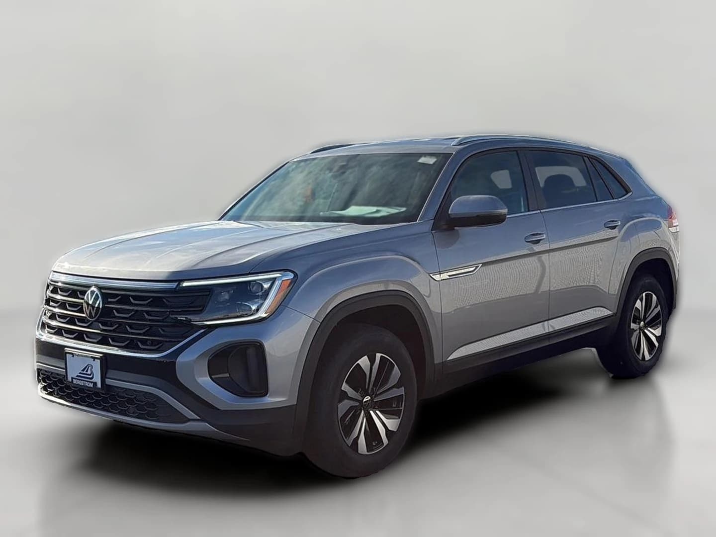 Volkswagen Atlas Cross Sport 2.0T SE 4MOTION 2026 — side view