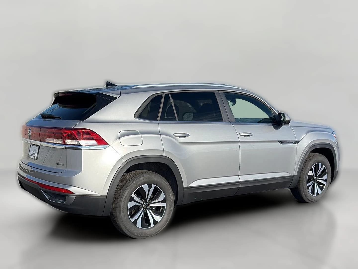 Volkswagen Atlas Cross Sport 2.0T SE 4MOTION 2026 — side view