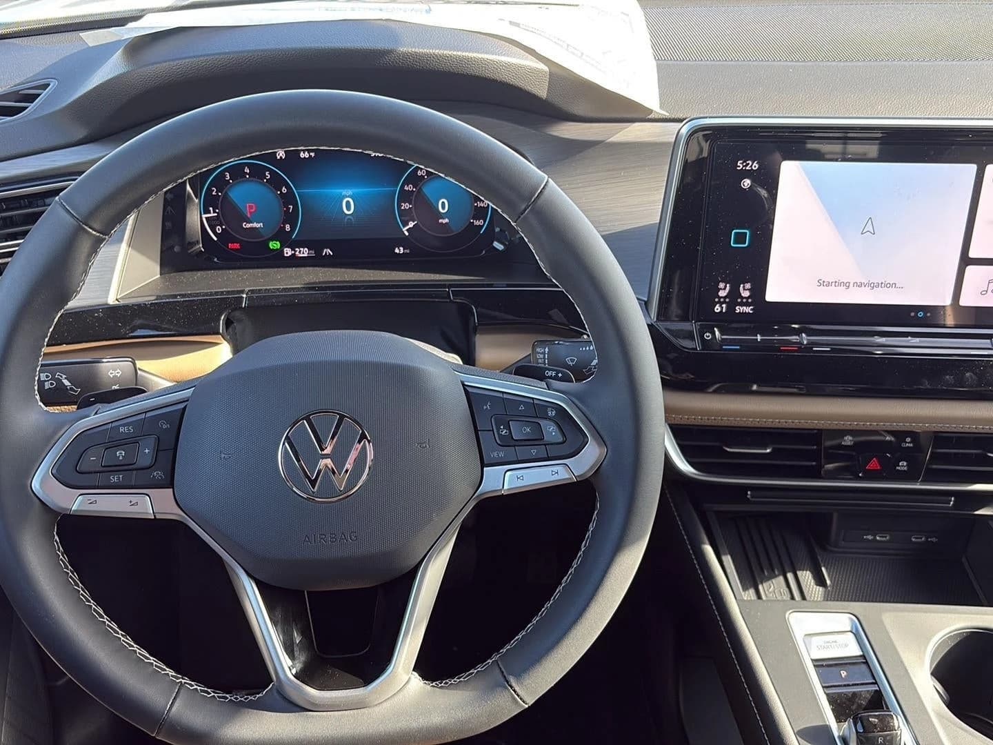 Volkswagen Atlas Cross Sport 2.0T SE 4MOTION 2026 — side view