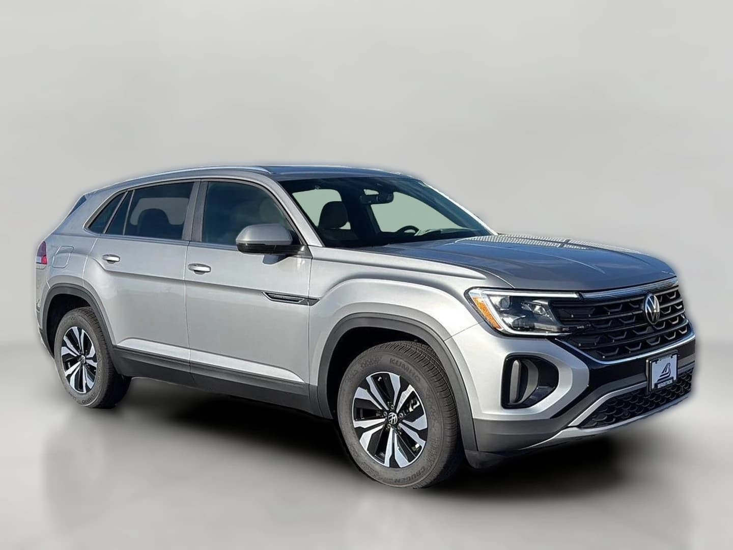 Volkswagen Atlas Cross Sport 2.0T SE 4MOTION 2026 — side view