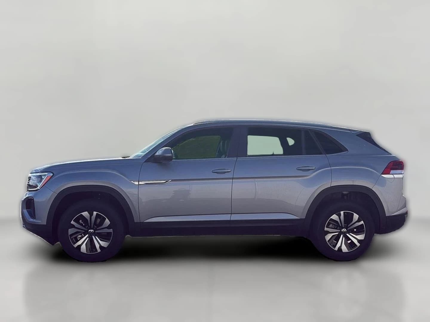 Volkswagen Atlas Cross Sport 2.0T SE 4MOTION 2026 — side view