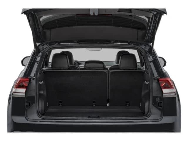 Volkswagen Atlas Cross Sport 2.0T SE 4MOTION 2026 — side view