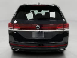 Volkswagen Atlas 2.0T SE 4MOTION 2026 — side view