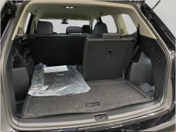 Volkswagen Atlas 2.0T SE 4MOTION 2026 — side view