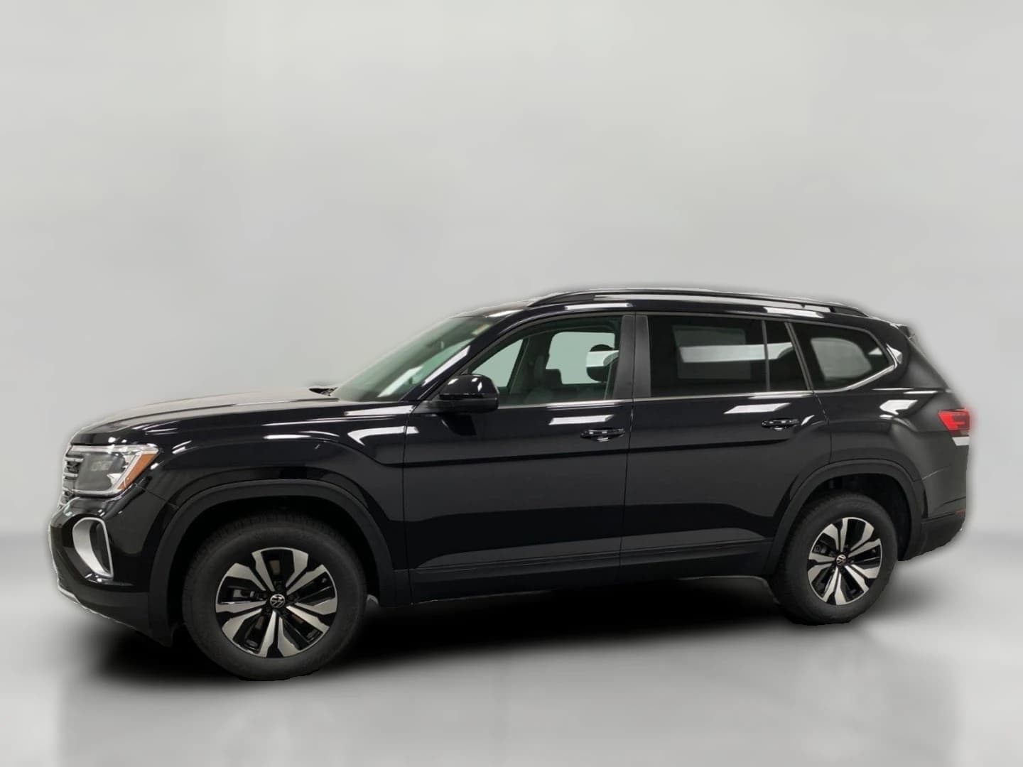 Volkswagen Atlas 2.0T SE 4MOTION 2026 — side view