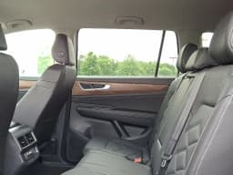 Volkswagen Atlas 2.0T SE 4MOTION 2026 — side view