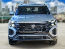 Volkswagen Atlas Cross Sport 2.0T SE w/Technology FWD 2026 — side view