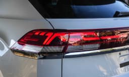 Volkswagen Atlas Cross Sport 2.0T SE w/Technology FWD 2026 — side view