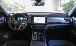 Volkswagen Atlas Cross Sport 2.0T SE w/Technology FWD 2026 — side view