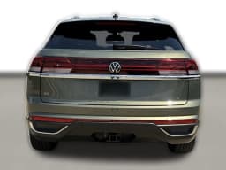 Volkswagen Atlas Cross Sport 2.0T SE w/Technology FWD 2026 — side view