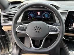 Volkswagen Atlas Cross Sport 2.0T SE w/Technology FWD 2026 — side view