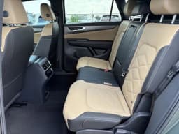 Volkswagen Atlas Cross Sport 2.0T SE w/Technology FWD 2026 — side view