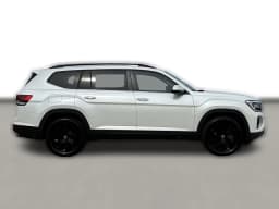Volkswagen Atlas 2.0T SE w/Technology FWD 2026 — side view