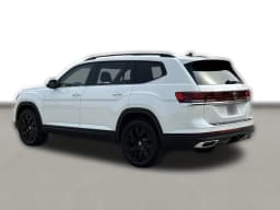 Volkswagen Atlas 2.0T SE w/Technology FWD 2026 — side view