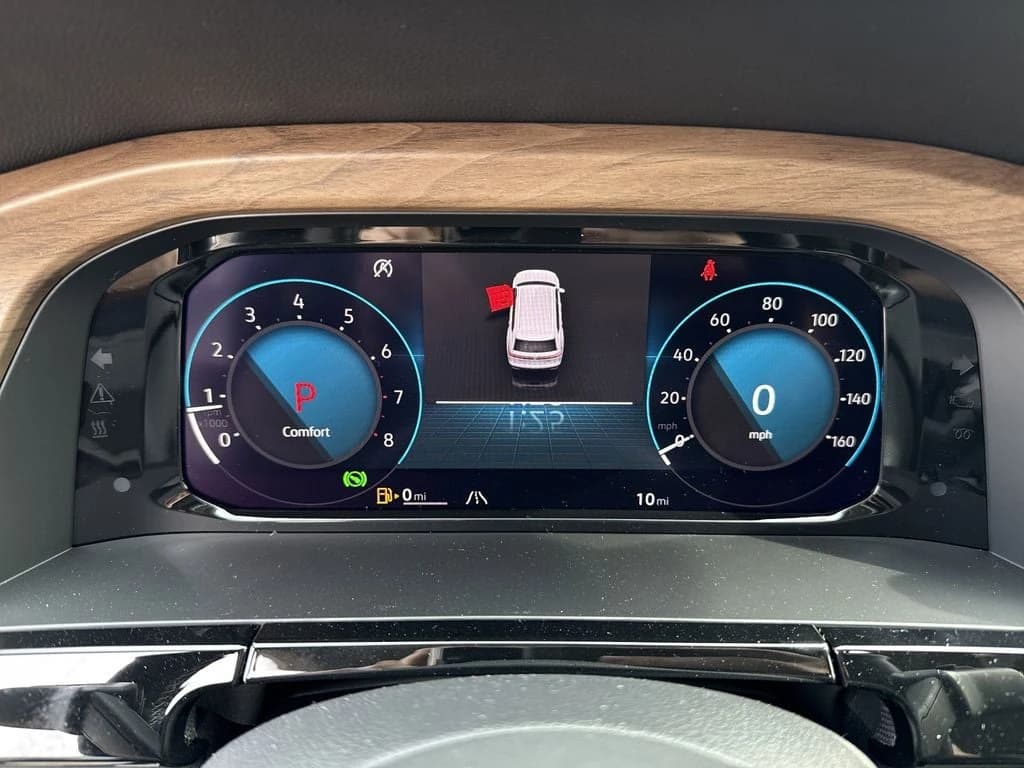 Volkswagen Atlas 2.0T SE w/Technology FWD 2026 — side view