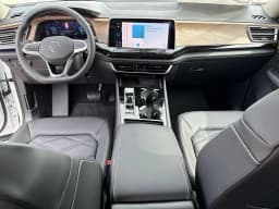 Volkswagen Atlas 2.0T SE w/Technology FWD 2026 — side view