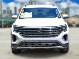 Volkswagen Atlas 2.0T SE w/Technology FWD 2026 — side view