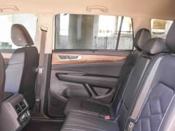 Volkswagen Atlas 2.0T SE w/Technology FWD 2026 — side view