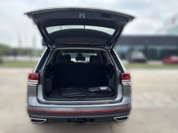 Volkswagen Atlas 2.0T SE w/Technology FWD 2025 — side view