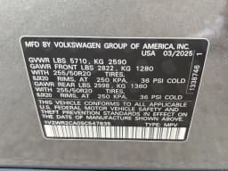 Volkswagen Atlas 2.0T SE w/Technology FWD 2025 — side view