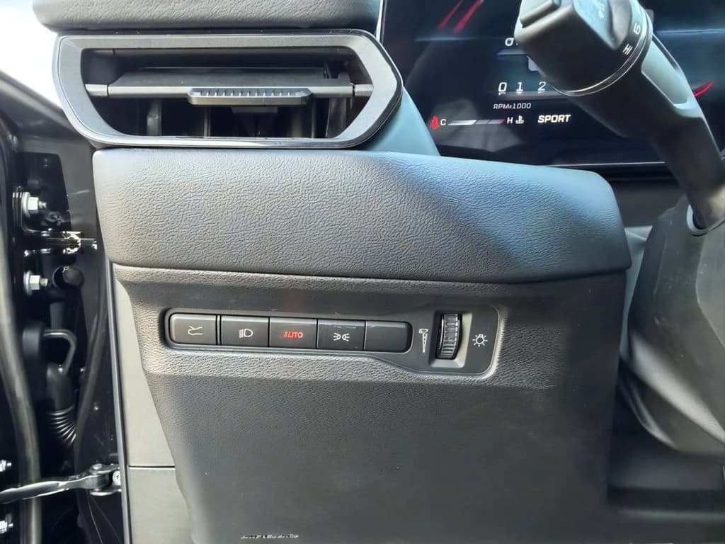 Dodge Charger R/T Plus 4-Door AWD 2026 — side view