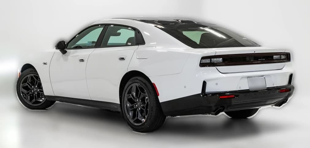Dodge Charger R/T 4-Door AWD 2026 — side view