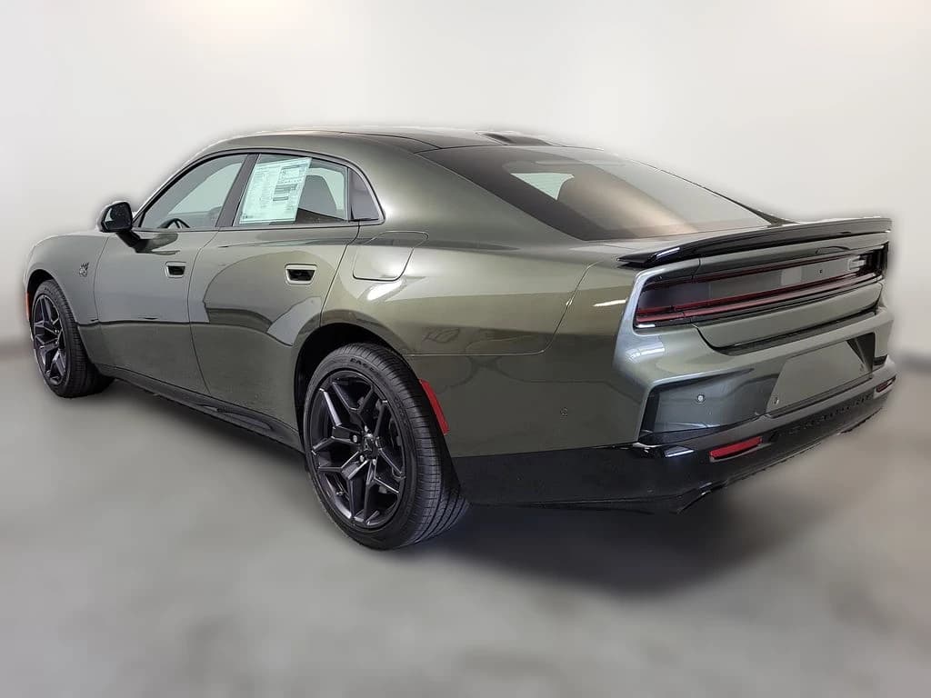 Dodge Charger Scat Pack 4-Door AWD 2026 — side view