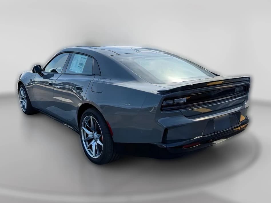 Dodge Charger Daytona Scat Pack 4-Door AWD 2026 — side view