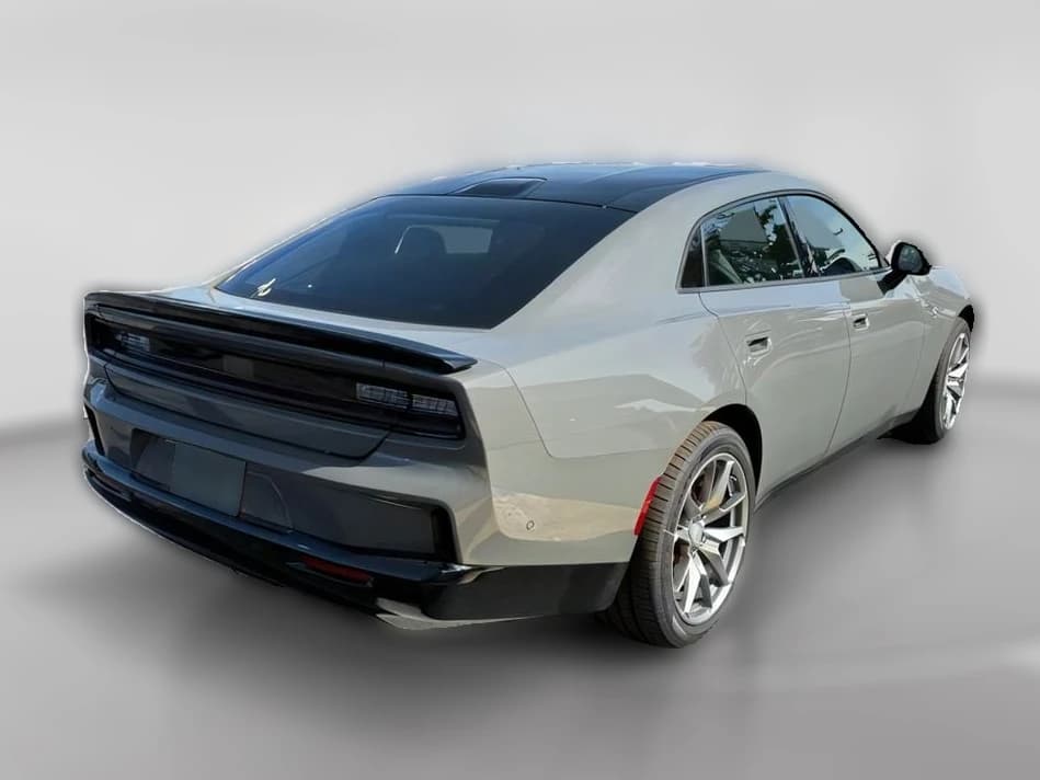 Dodge Charger Daytona Scat Pack 4-Door AWD 2026 — side view