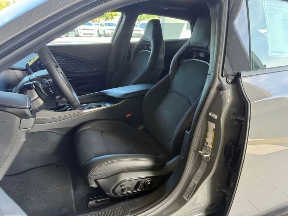 Dodge Charger Daytona Scat Pack 4-Door AWD 2026 — side view