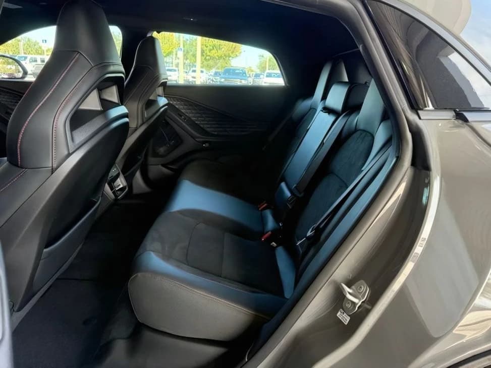 Dodge Charger Daytona Scat Pack 4-Door AWD 2026 — side view