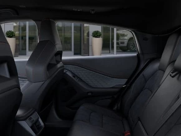 Dodge Charger Daytona Scat Pack 4-Door AWD 2026 — side view